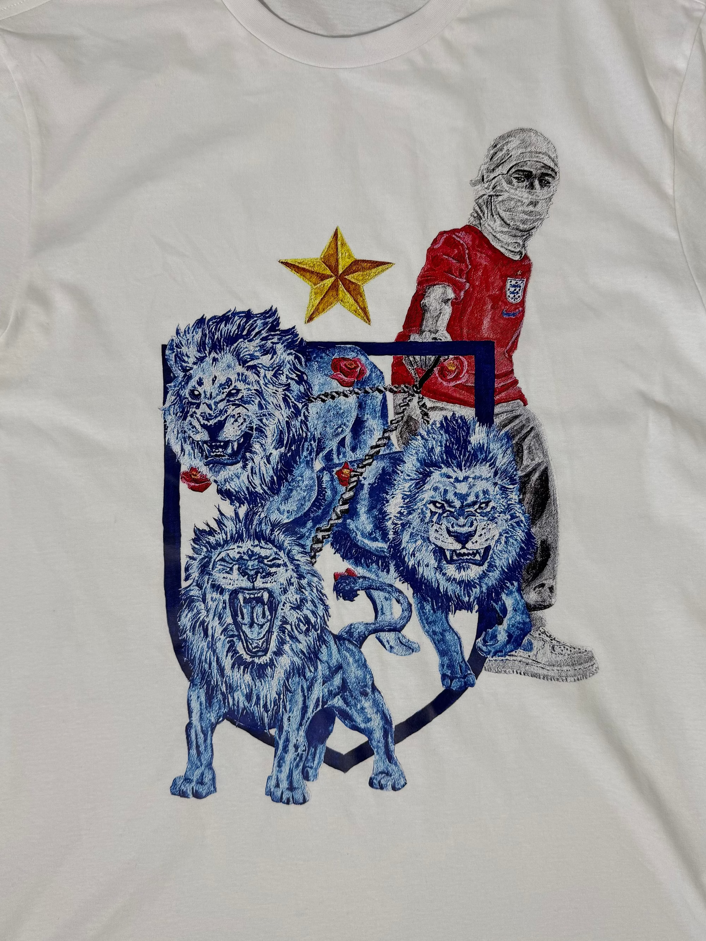THREE LIONS TEE [WHITE]